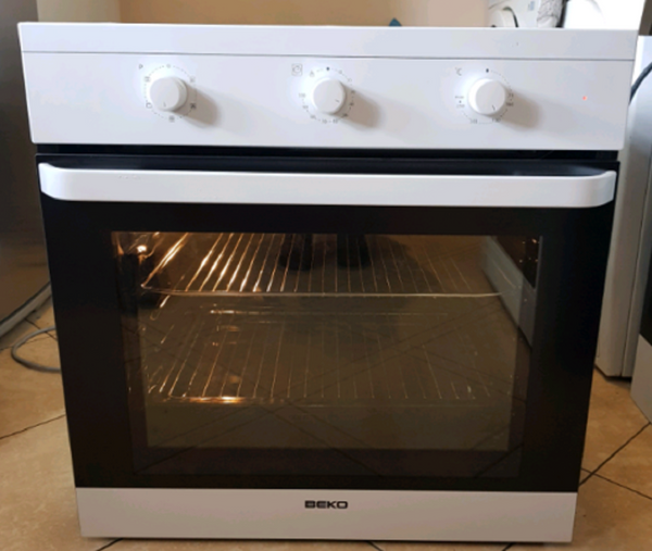 Beko OIF21100W all electrics tripped bub blown and no heat