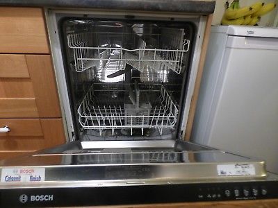 Bosch SGV53E03GB Dishwasher Constantly fills and drains. Also, water sitting in the bottom. Water supply error light too!