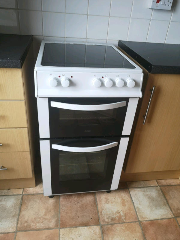 Logik LFTC50W16 cooker, oven trips and stops cooking