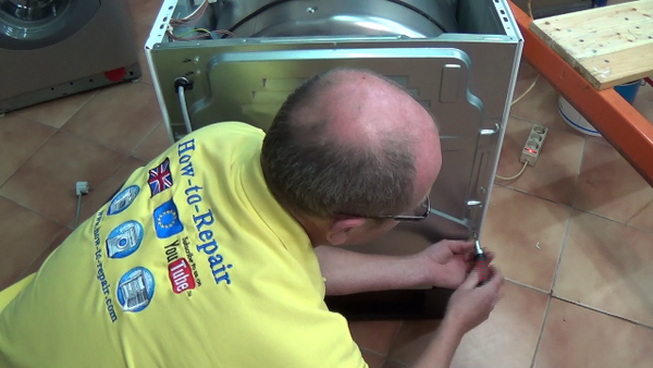 How to replace a tumble dryer belt, Whirlpool, Bauknecht, Bosch, Ignis, Maytag & Proline