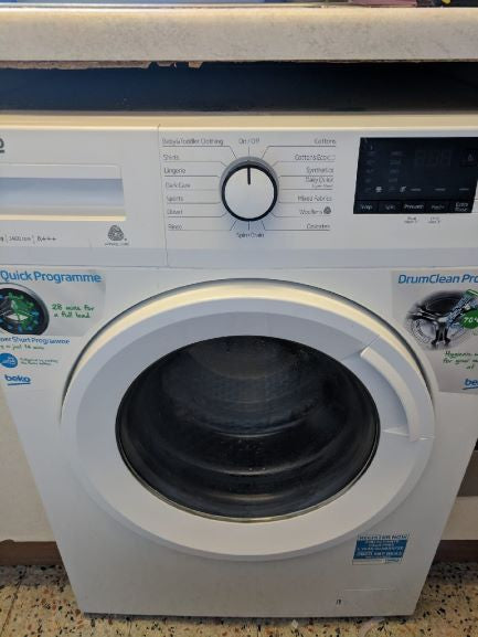 BEKO WTG941B1W washing machine leaking fom under the machine