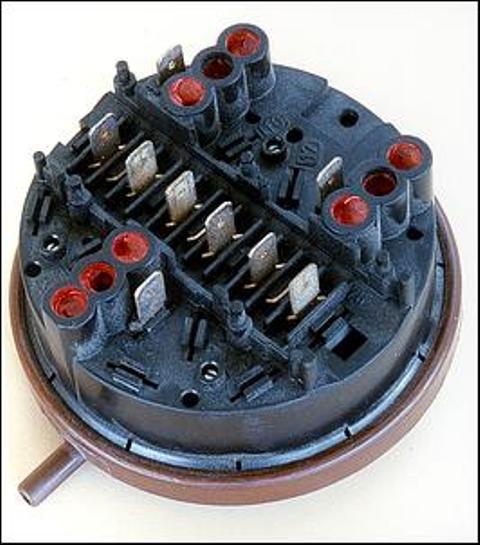 Washing machine pressure switch, how to fit, replace and Diagnose the fault related to it