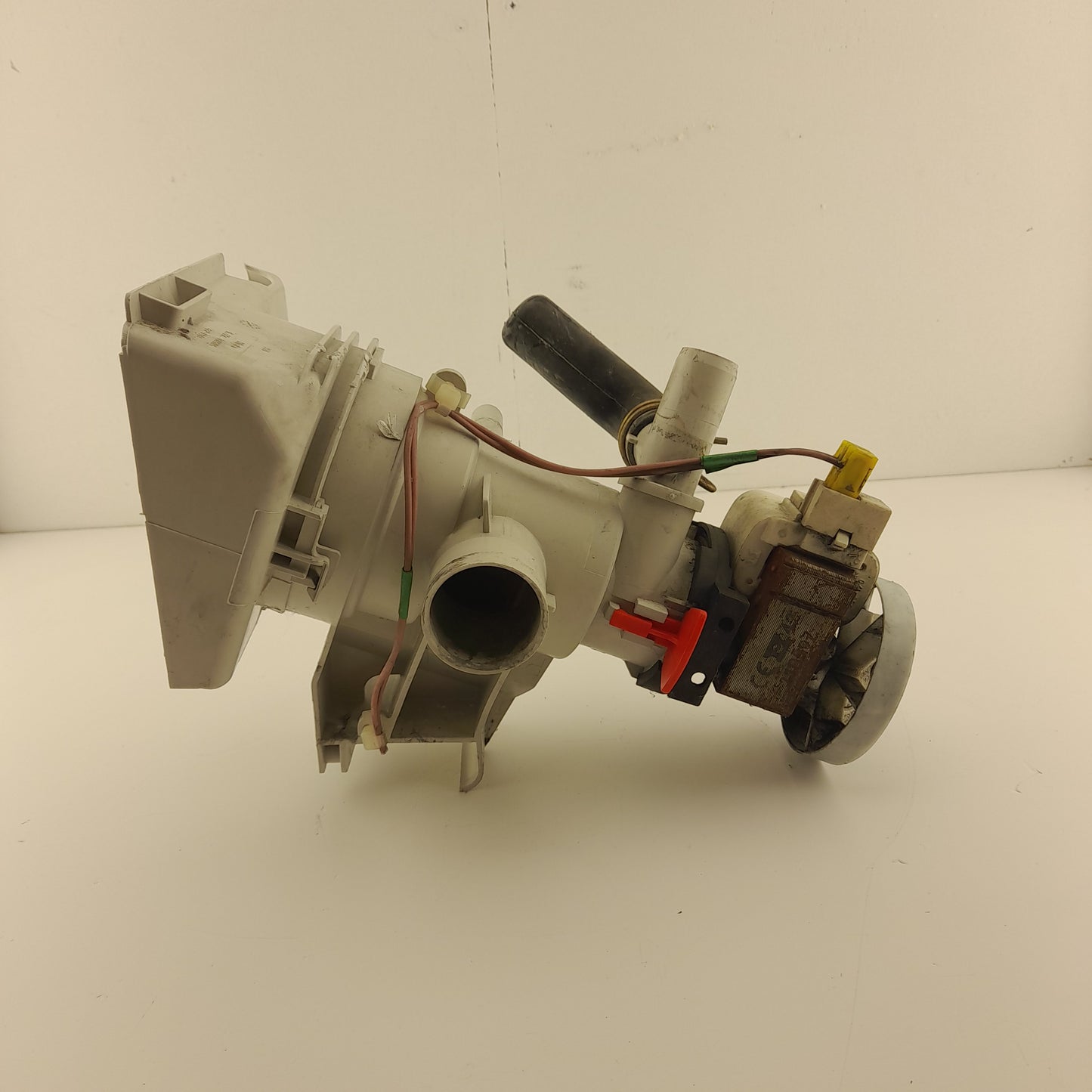 Miele Washing Machine Drain Pump 8568622 3014114