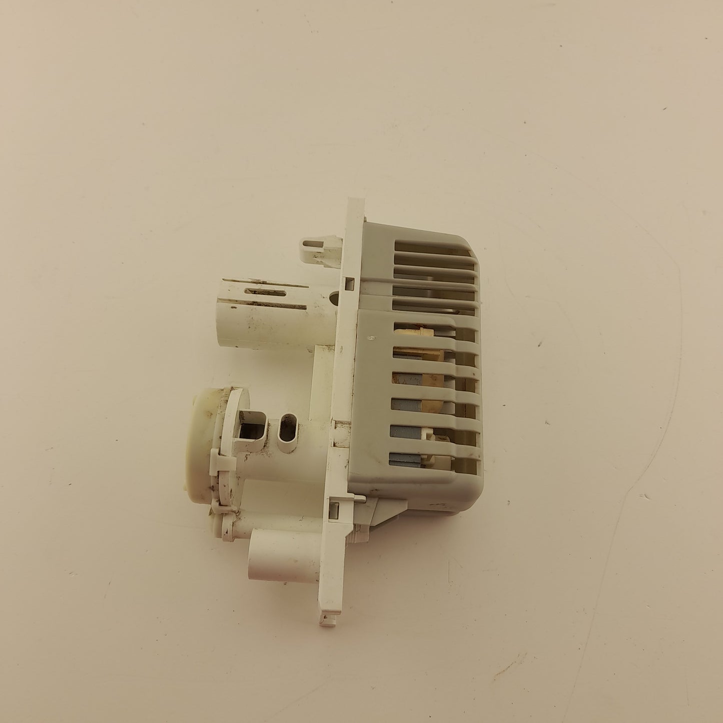 Bosch NEFF Siemens Condenser Tumble Dryer Pump 00497217 & Cover 00497529