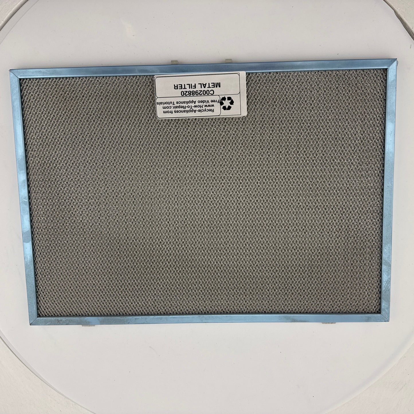 Hotpoint Indesit Cooker Hood Metal Mesh Grease Filter 372,5x259,5x9 mm C00298820