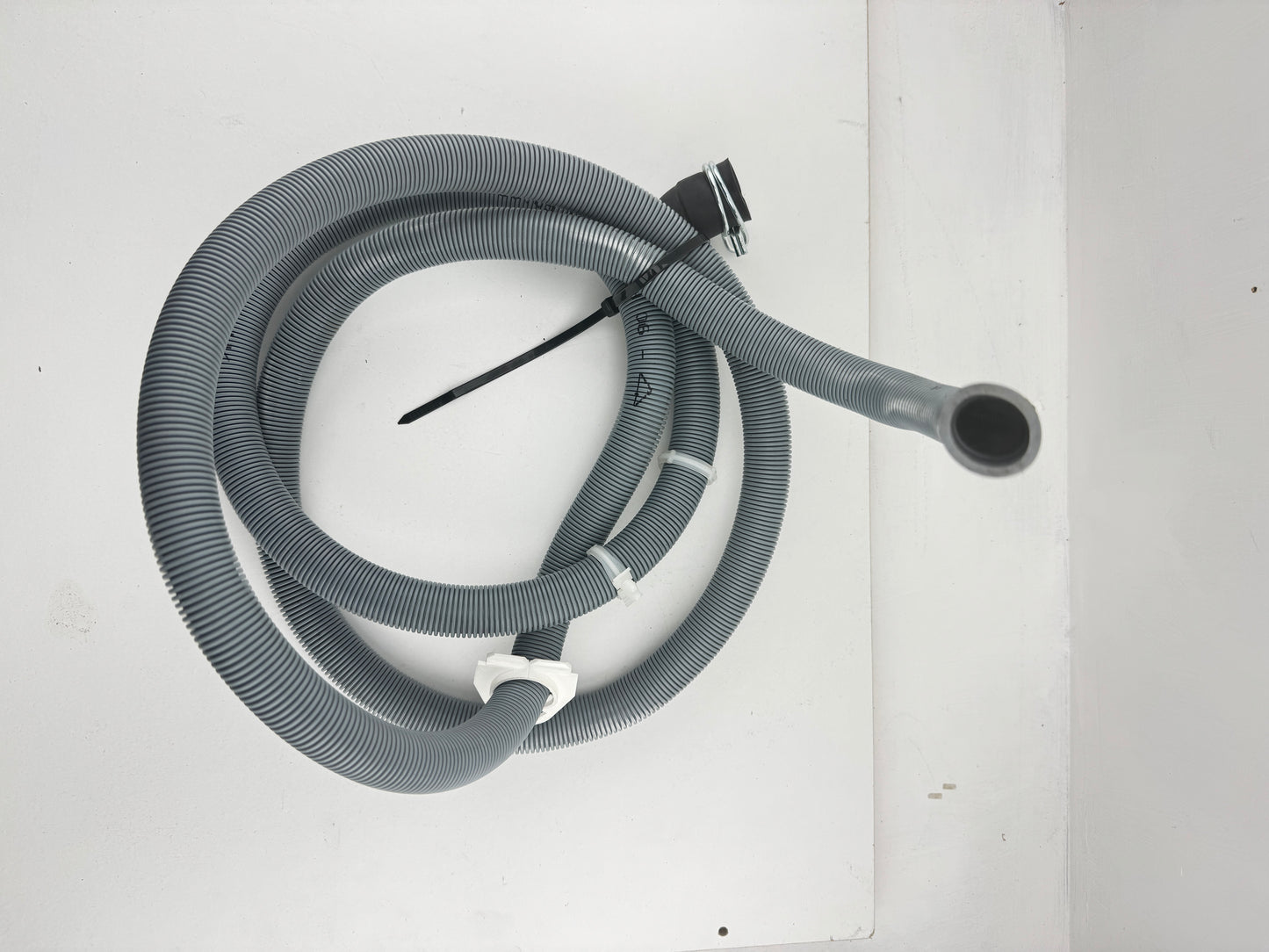 Bosch Outlet Hose 11011564
