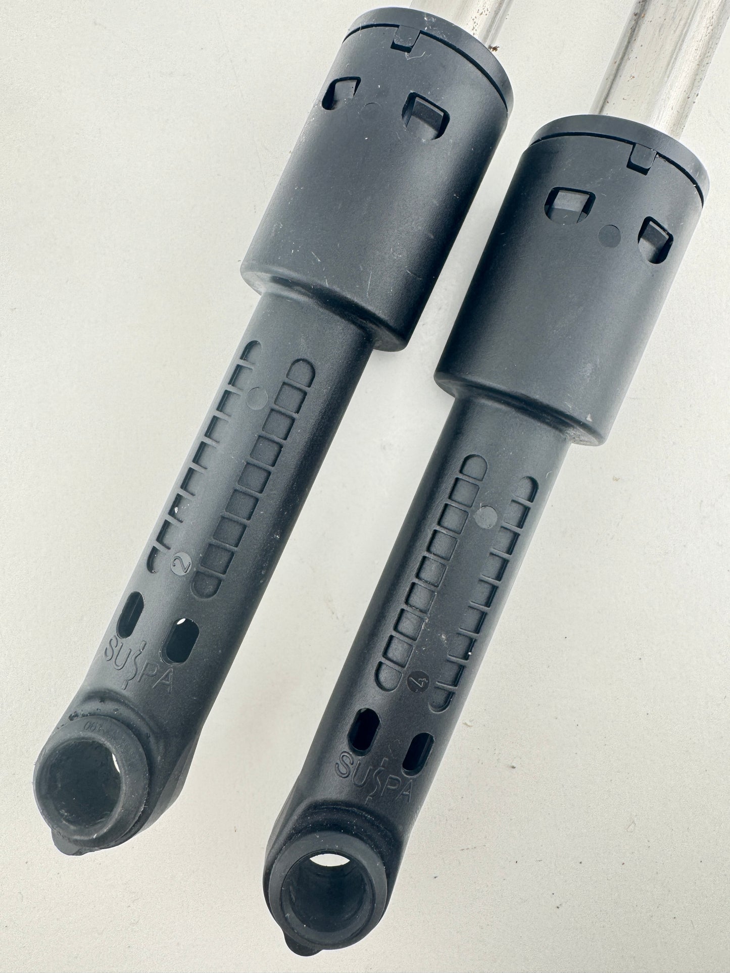 Bosch Shock Absorber 11013282 Pair