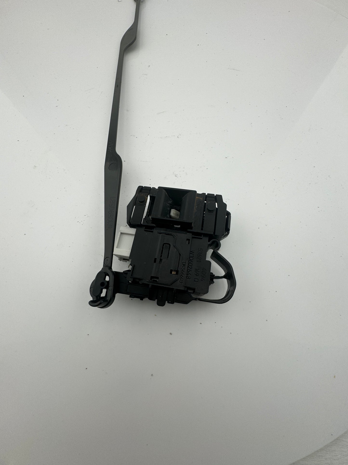 Whirlpool Washing Machine Door Lock and Pull Cord C00375005 481010602648