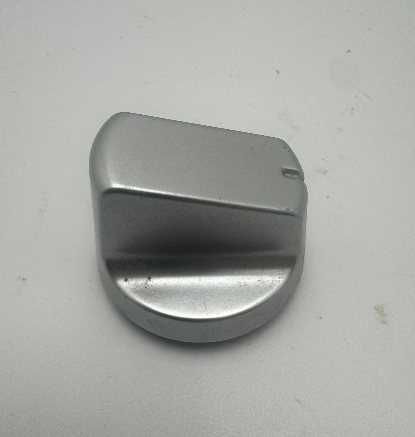 Indesit Hob Burner Silver Control Knob IP6-7 / 6mm C00269730 J00675638