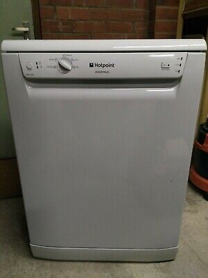 Hotpoint Dishwasher FDM550P with the Start/Pause and End leds flashing.