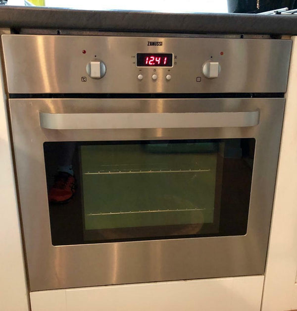 Zanussi ZOB330X Oven keeps tripping the circuit
