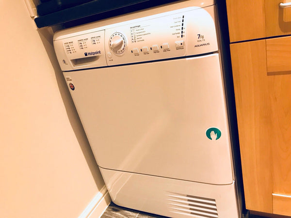 Hotpoint Condenser tumble dryer Aquarius TCHL73 7kg Water tray not collecting water