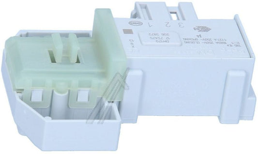 F618738 - Photo 1