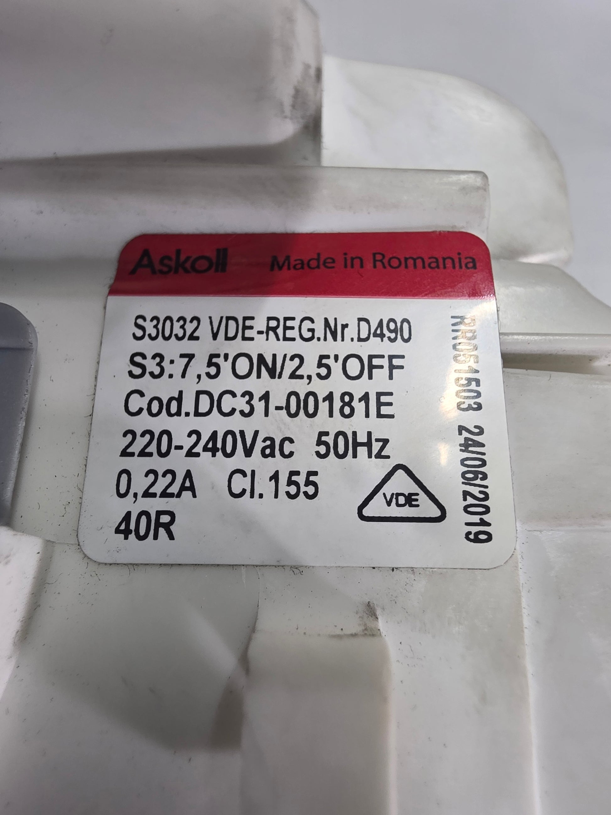 17805808376072971956450555358960.jpg