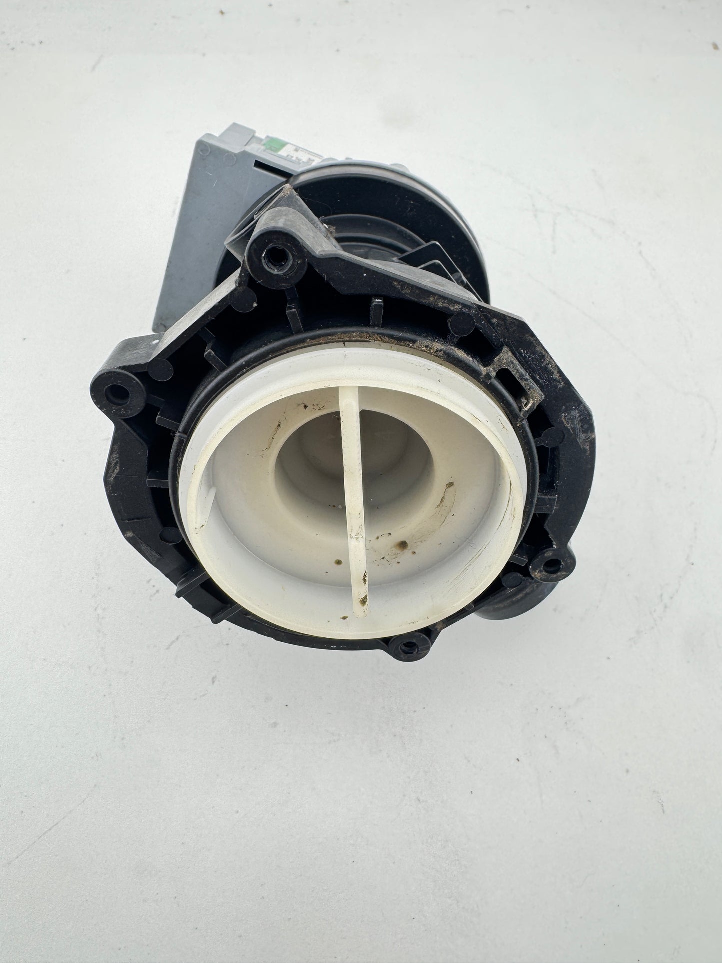 Hotpoint Indesit Whirlpool Washing Machine Drain Pump Assembly 25W 230V C00855480