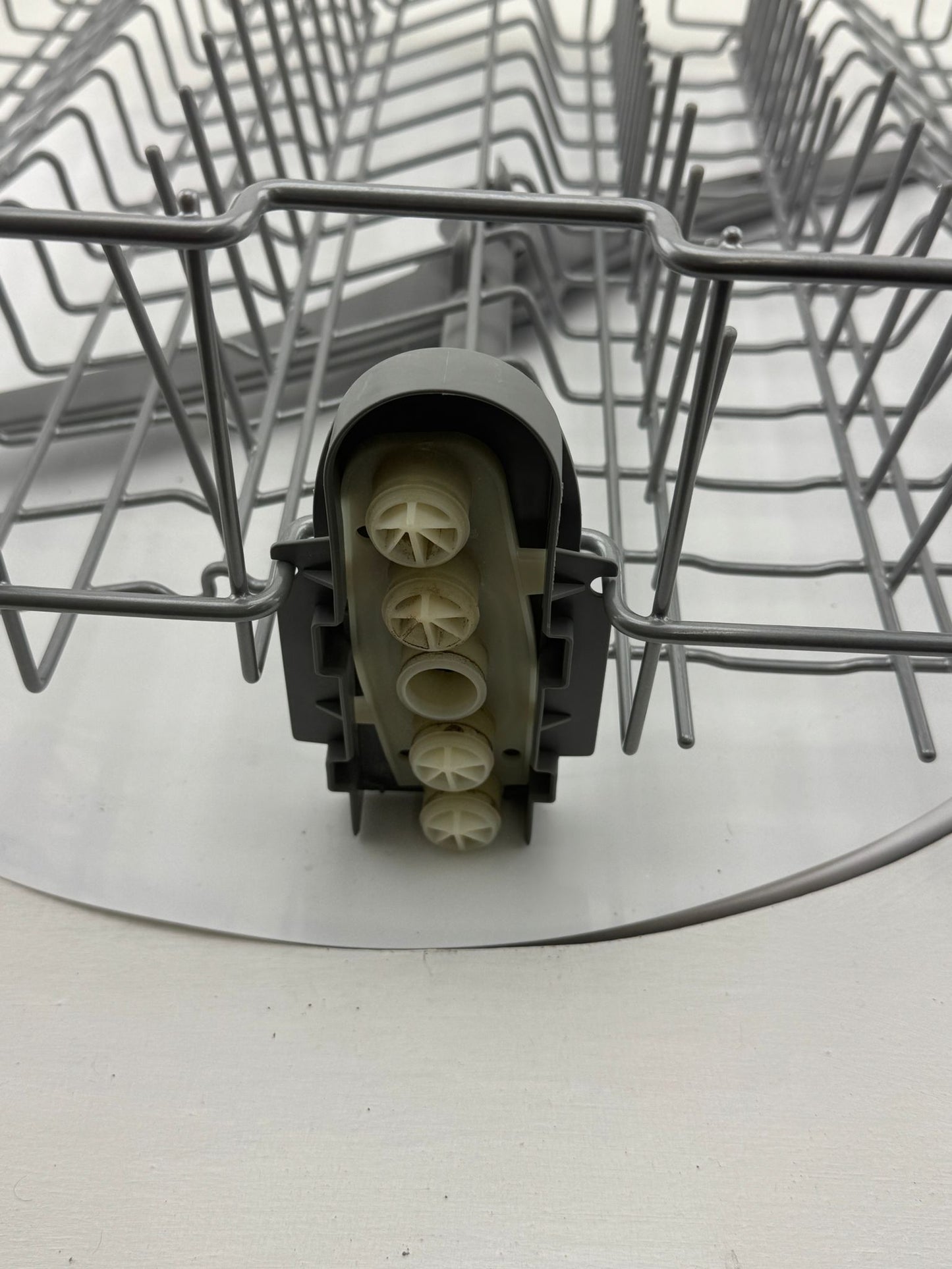 Bosch Neff Siemens Dishwasher Upper Crockery Basket Wheel with Spray Arm Top 20000272