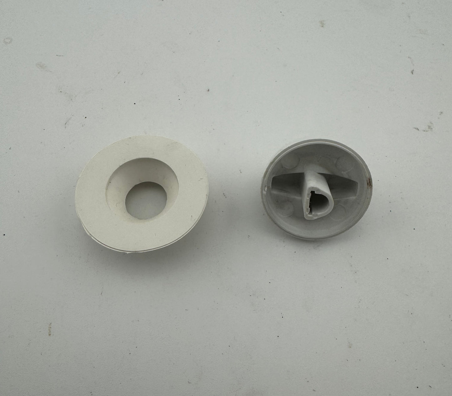 Bosch White Knob with rubber seal  IH5 NE 8.3MM 00623272 00612706