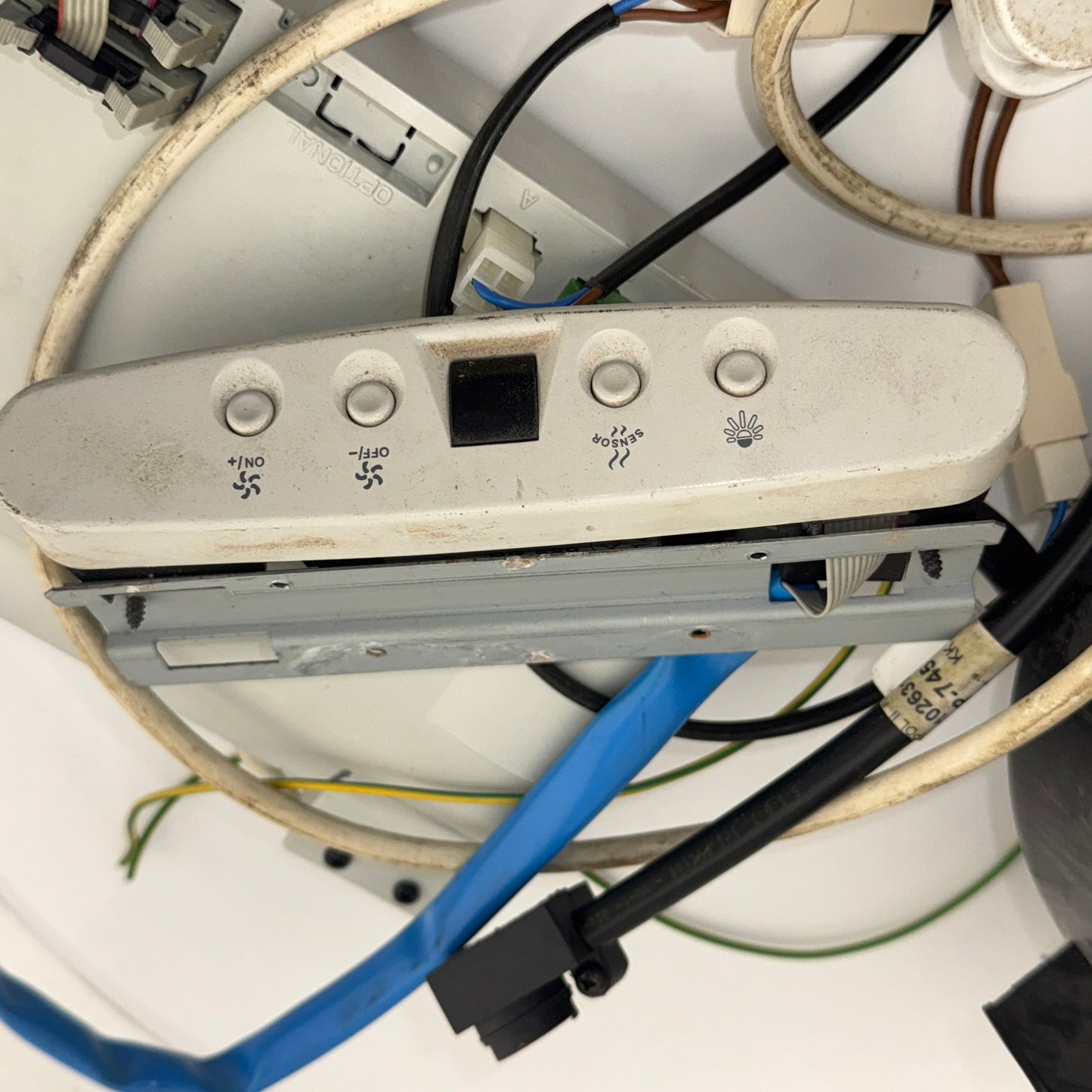 Britannia p780-70a complete Motor PCB and light assembly