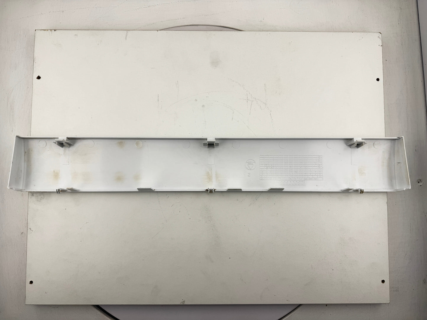 Hotpoint Kick Plate C00507920