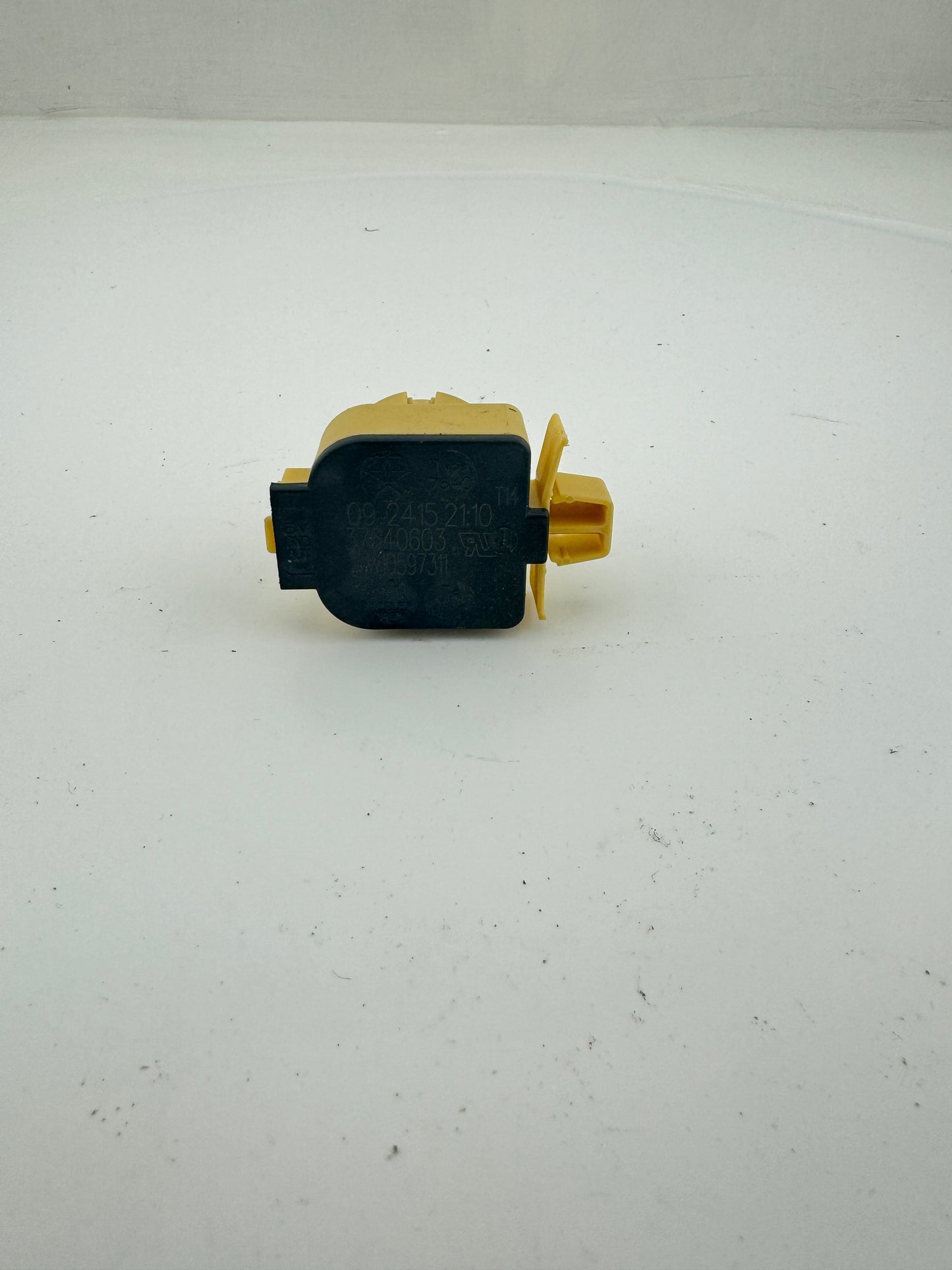 Genuine Washing Machine Analog Pressure Sensor 5V C00374791 481010597311