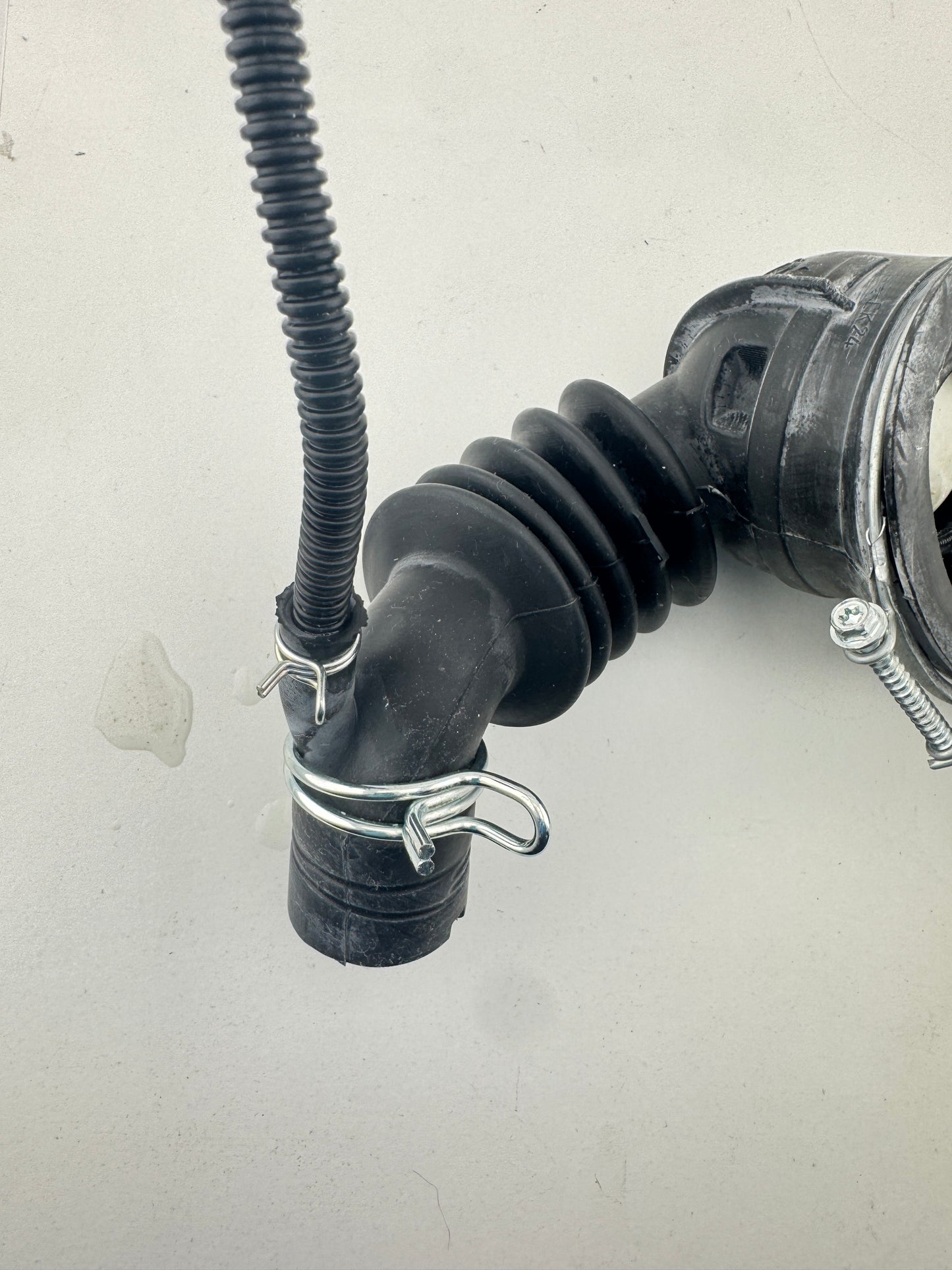 Bosch Neff Siemens Sump Hose 00494562