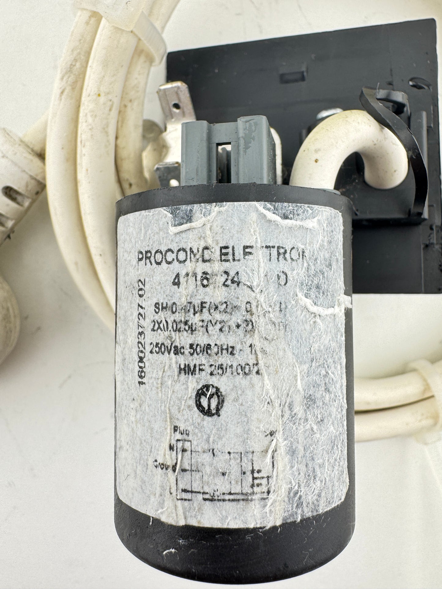 Washing Machine Cable And Filter Suppressor C00259581