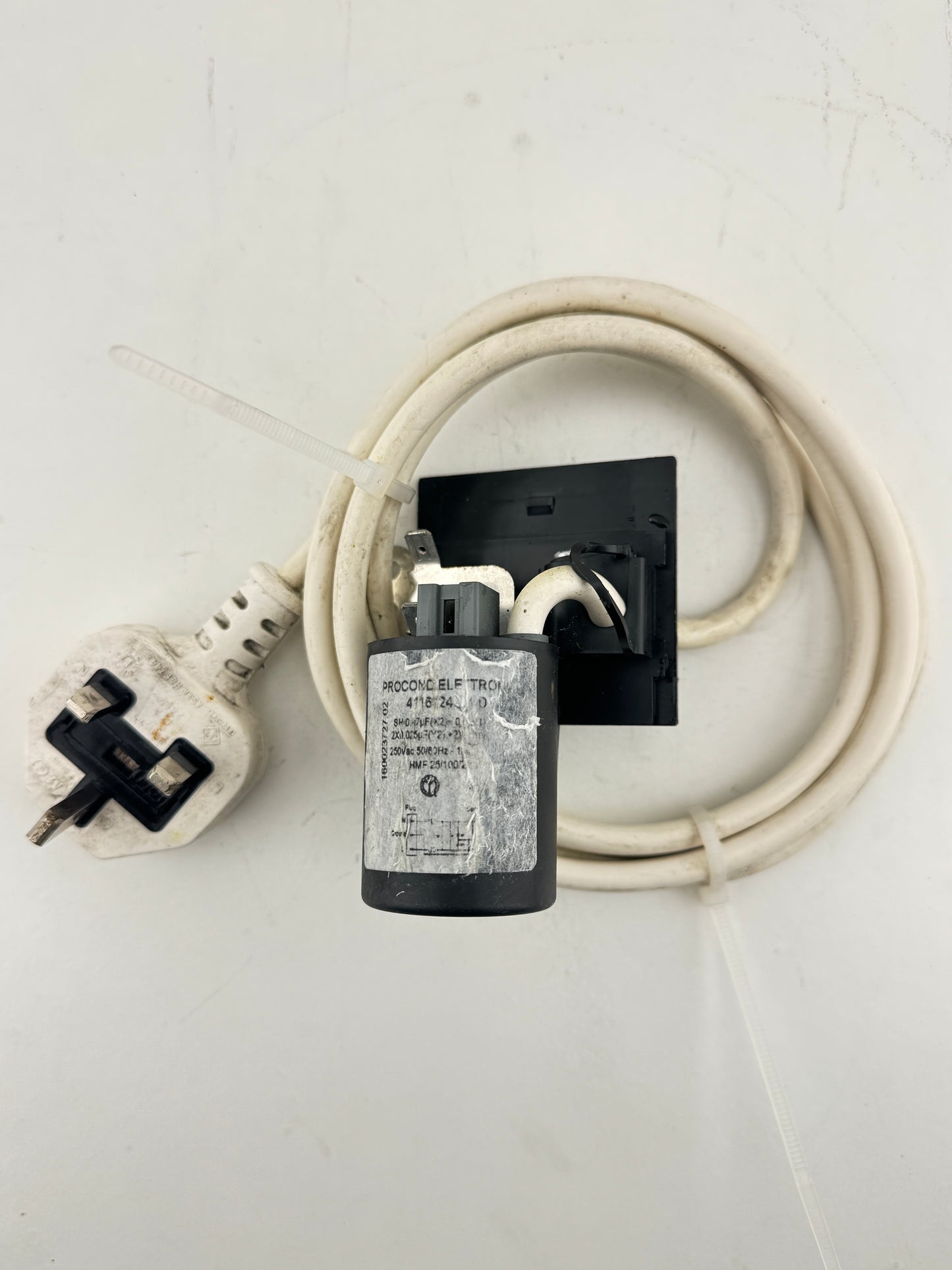 Washing Machine Cable And Filter Suppressor C00259581
